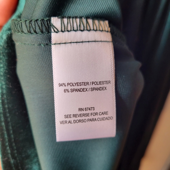 MAISON TARA GREEN VELVET MIDI DRESS SIZE 14 Ruffle LONG SLEEVE BACK ZIP - Picture 7 of 9